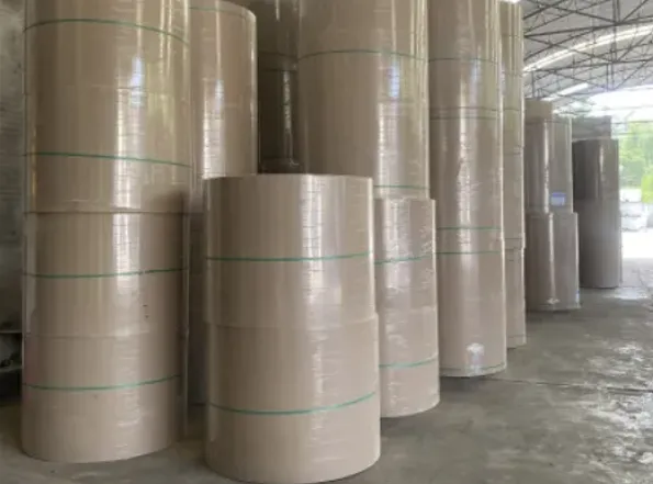 牛卡箱板纸} 牛卡箱板纸}